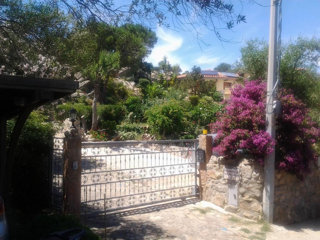 Bed and Breakfast La Fonte Dell'Ulivo 3 à La Maddalena  Extérieur photo